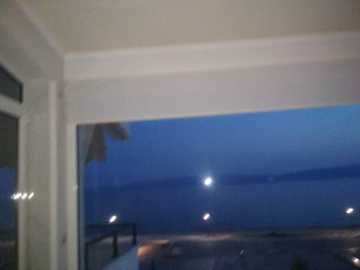 شقة Luxury Sea View Ofrínion المظهر الخارجي الصورة
